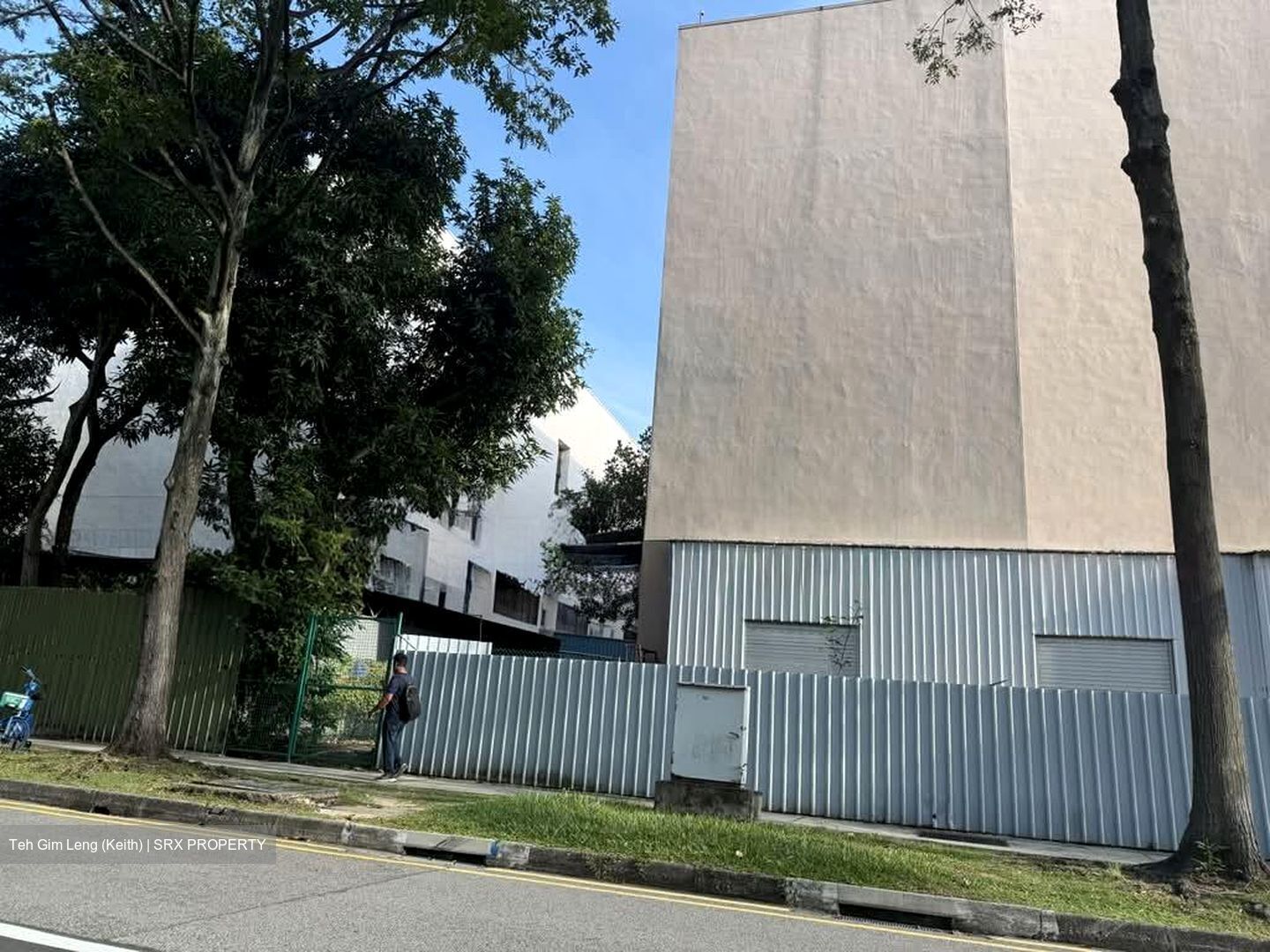 Civic Terrace Warehouse (D14), Warehouse #597134091